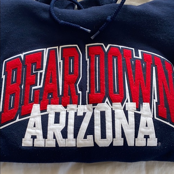 university of arizona Tops - University of Arizona Sweatshirt